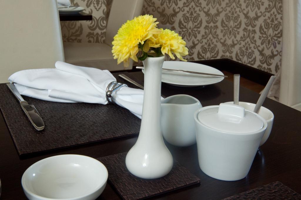 Brucefield Boutique B&B Арброт Екстериор снимка